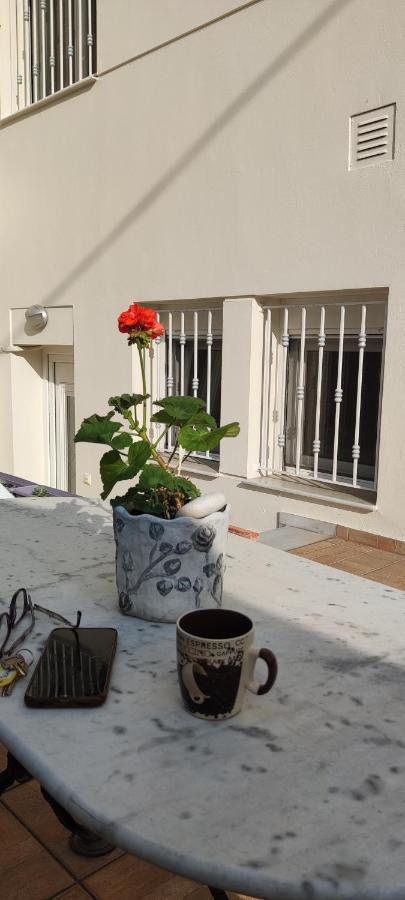 Dora'S Home With Garden Volos Bagian luar foto