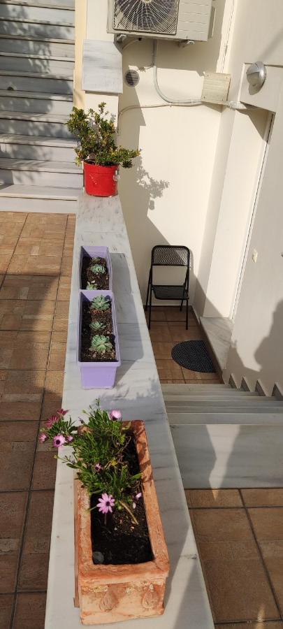 Dora'S Home With Garden Volos Bagian luar foto